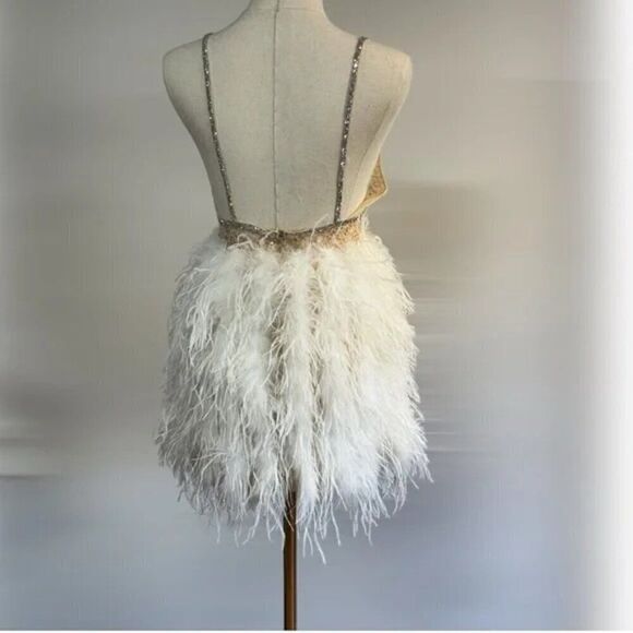 NWOT Galia Lahav–Inspired Mini Dress Ostrich Feather & Sequin Detail Customade - Picture 4 of 15